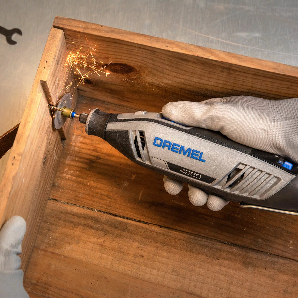 Dremel 4250 Rotary Tool Multitool Kit