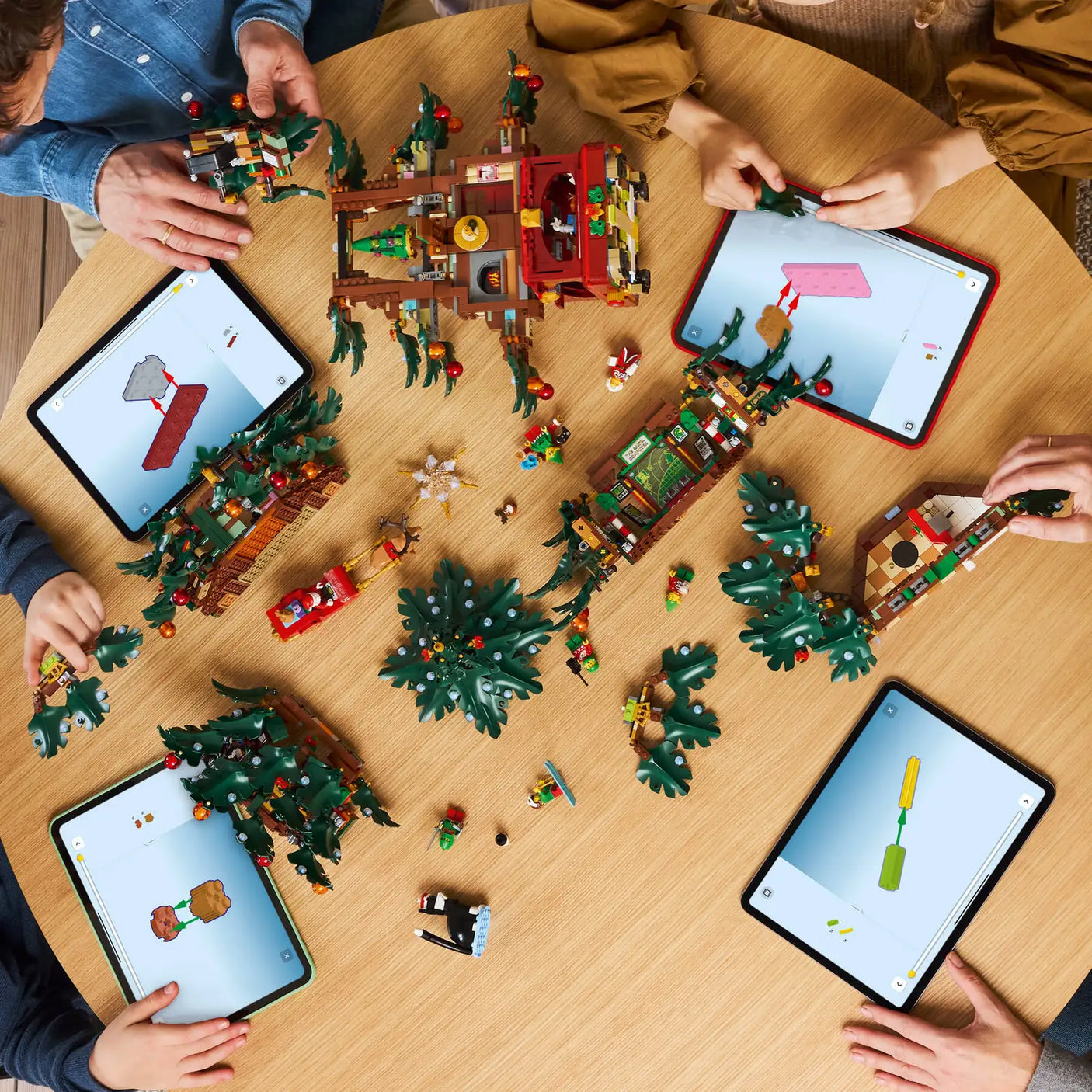 LEGO Family Christmas Tree