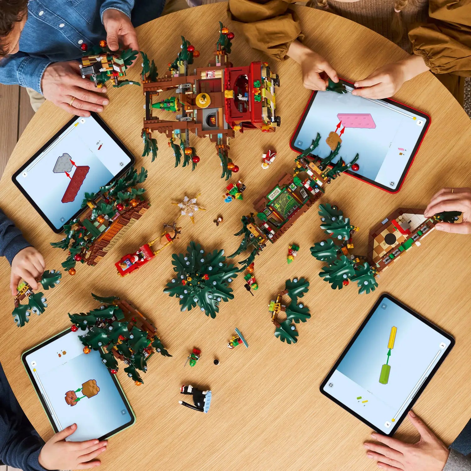 LEGO Family Christmas Tree