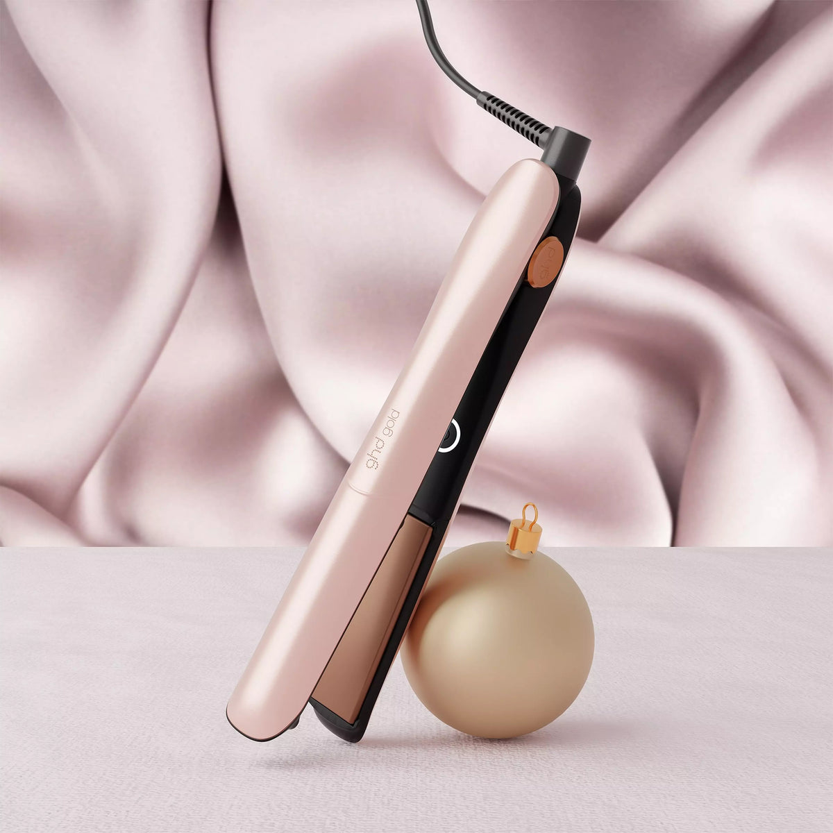 ghd Gold Hair Straightener Gift Set in Cashmere Beige