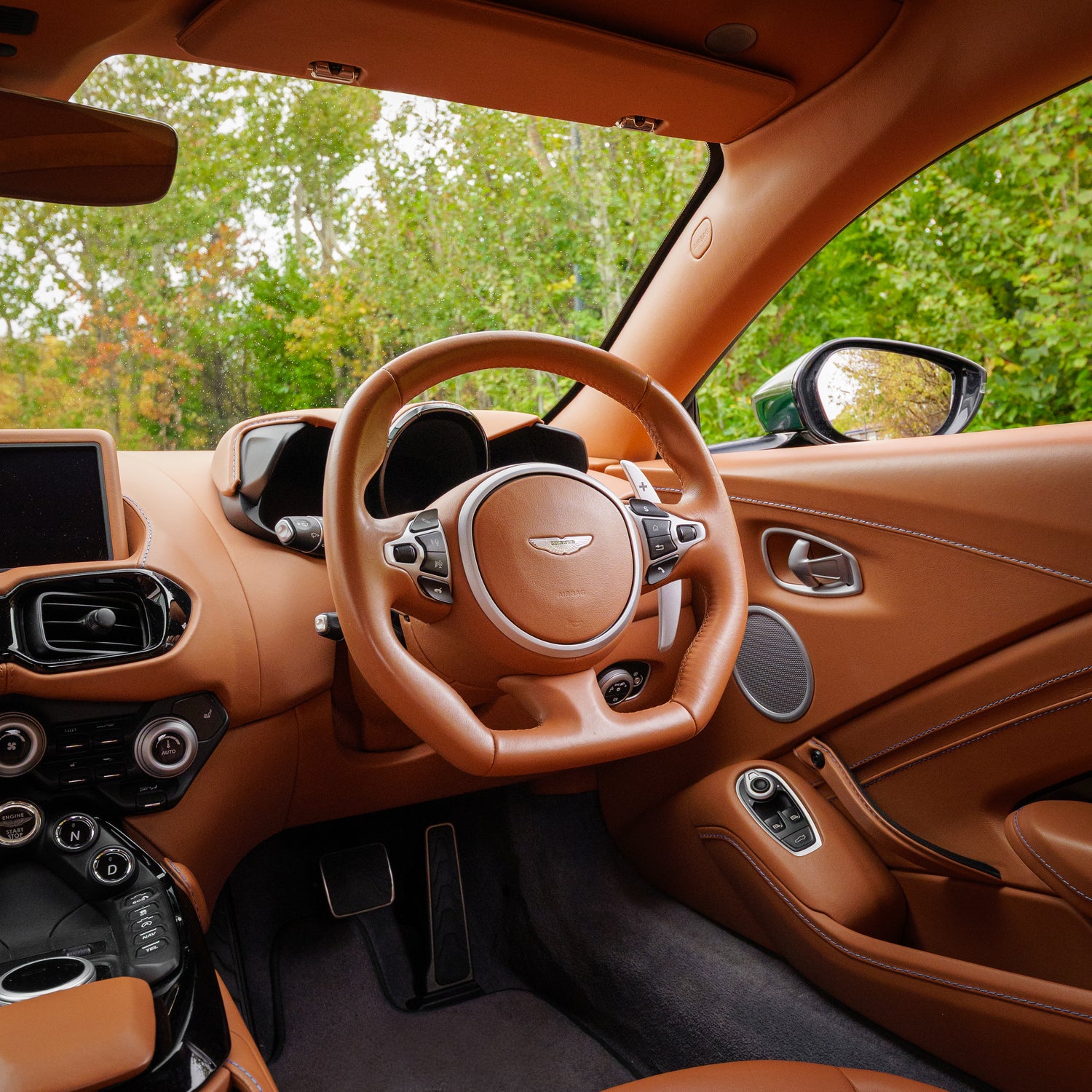 Immaculate Aston Martin V8 Vantage