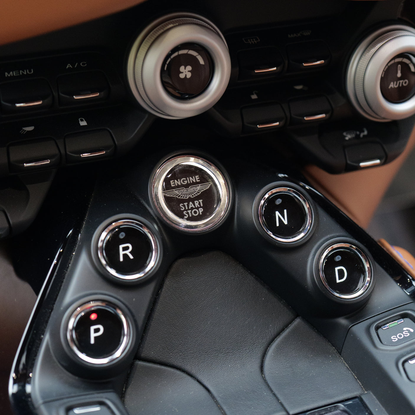 Immaculate Aston Martin V8 Vantage