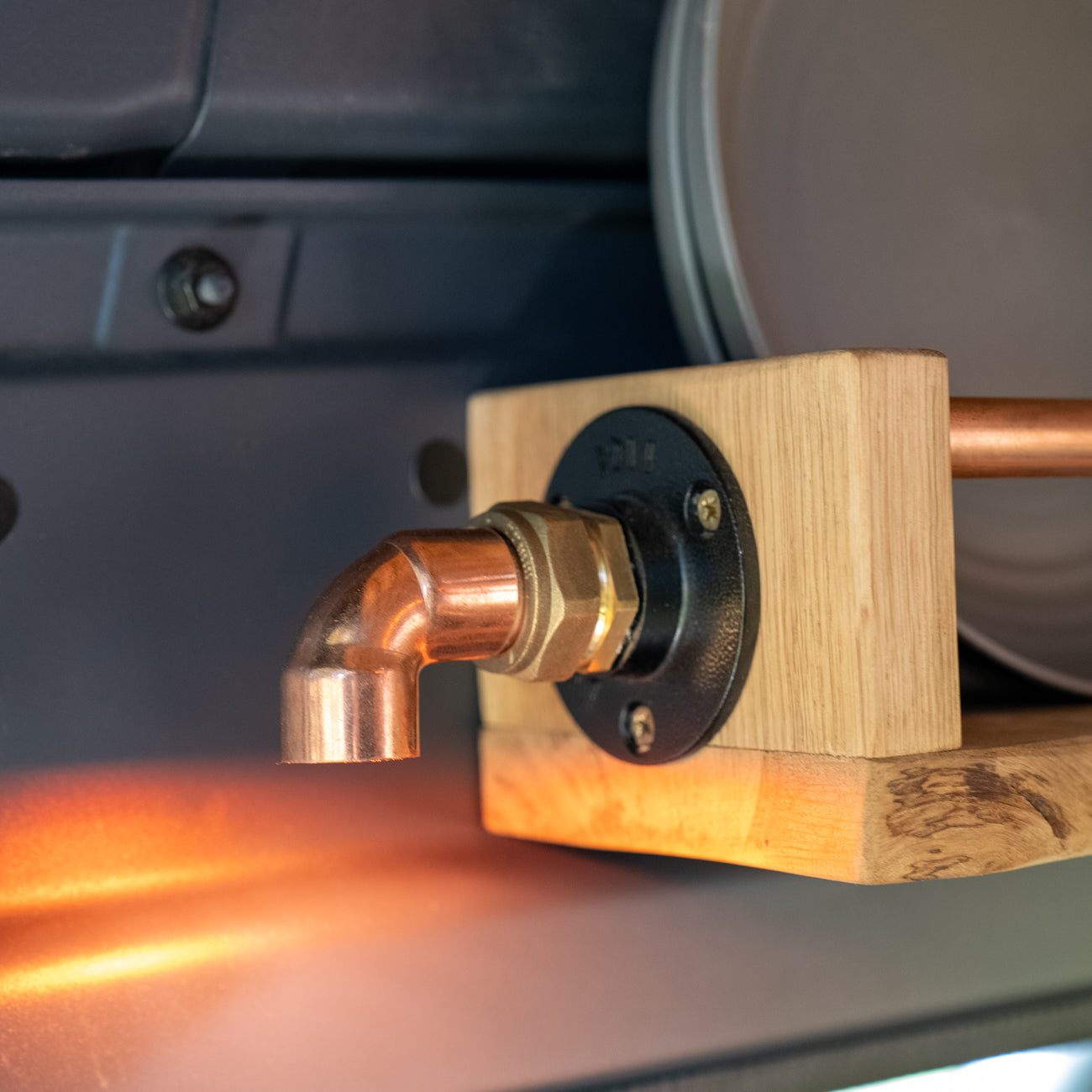 Charlotte - 3 berth Super Lux Off Grid Camper