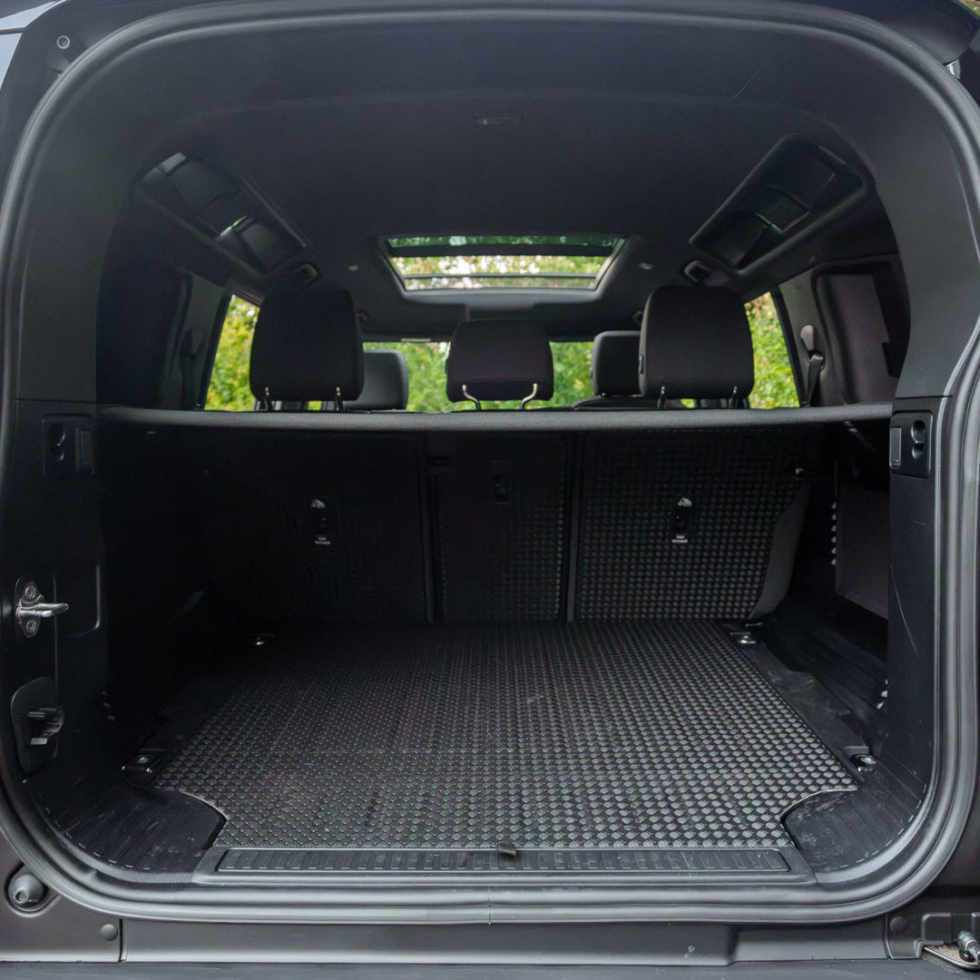 2025 Land Rover Defender 110 X-Dynamic