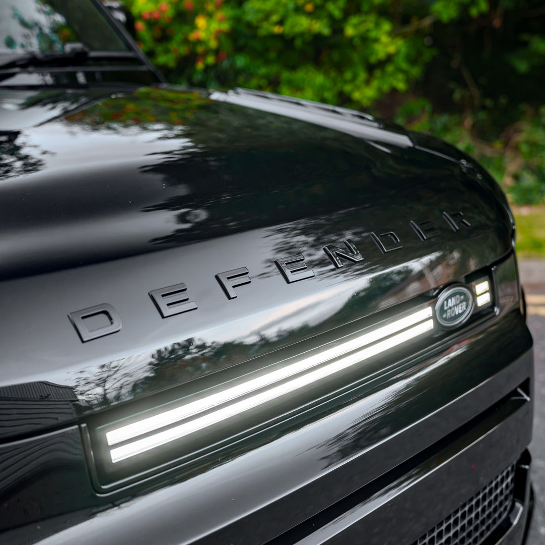2025 Land Rover Defender 110 X-Dynamic