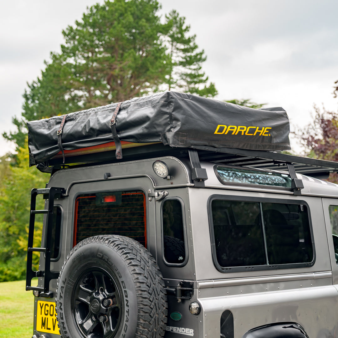 Land Rover Defender 90
