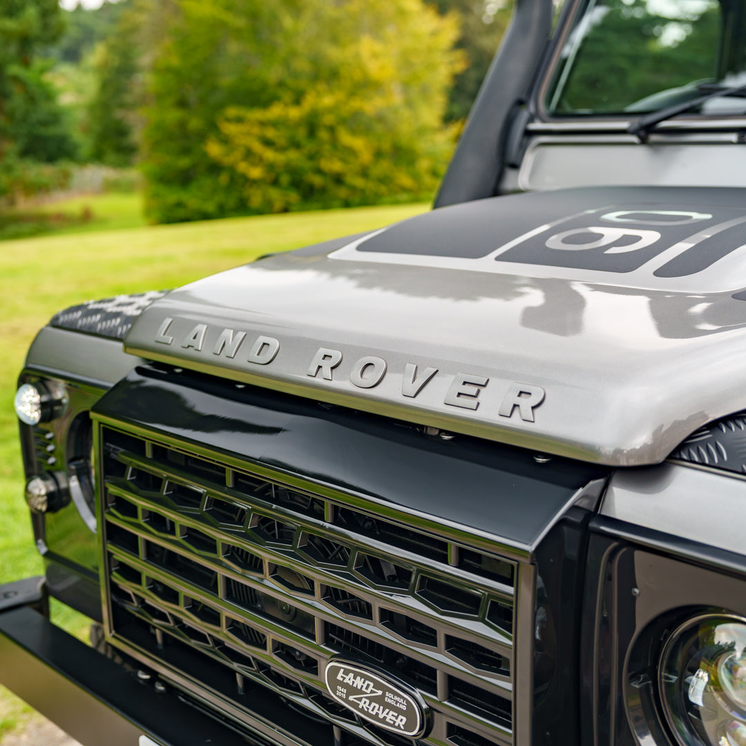 Land Rover Defender 90