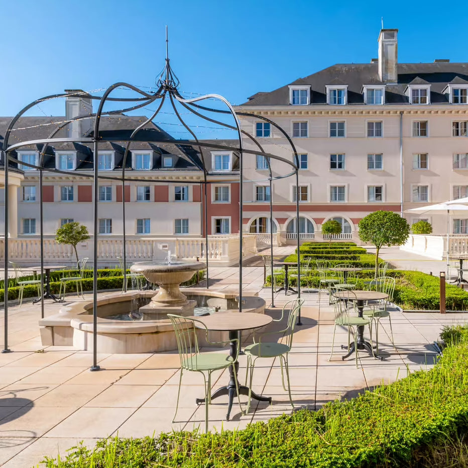 3 Nights at Disneyland Paris for 4 people