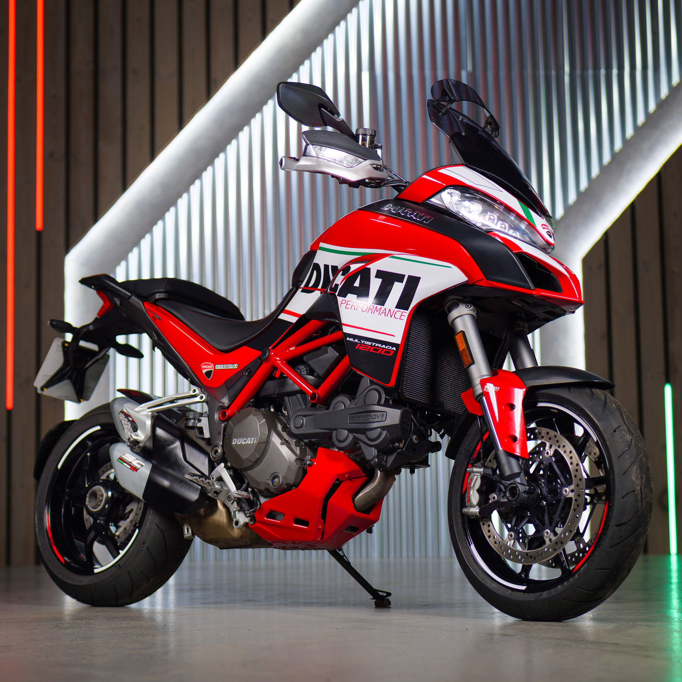 Ducati Multistrada 1200s