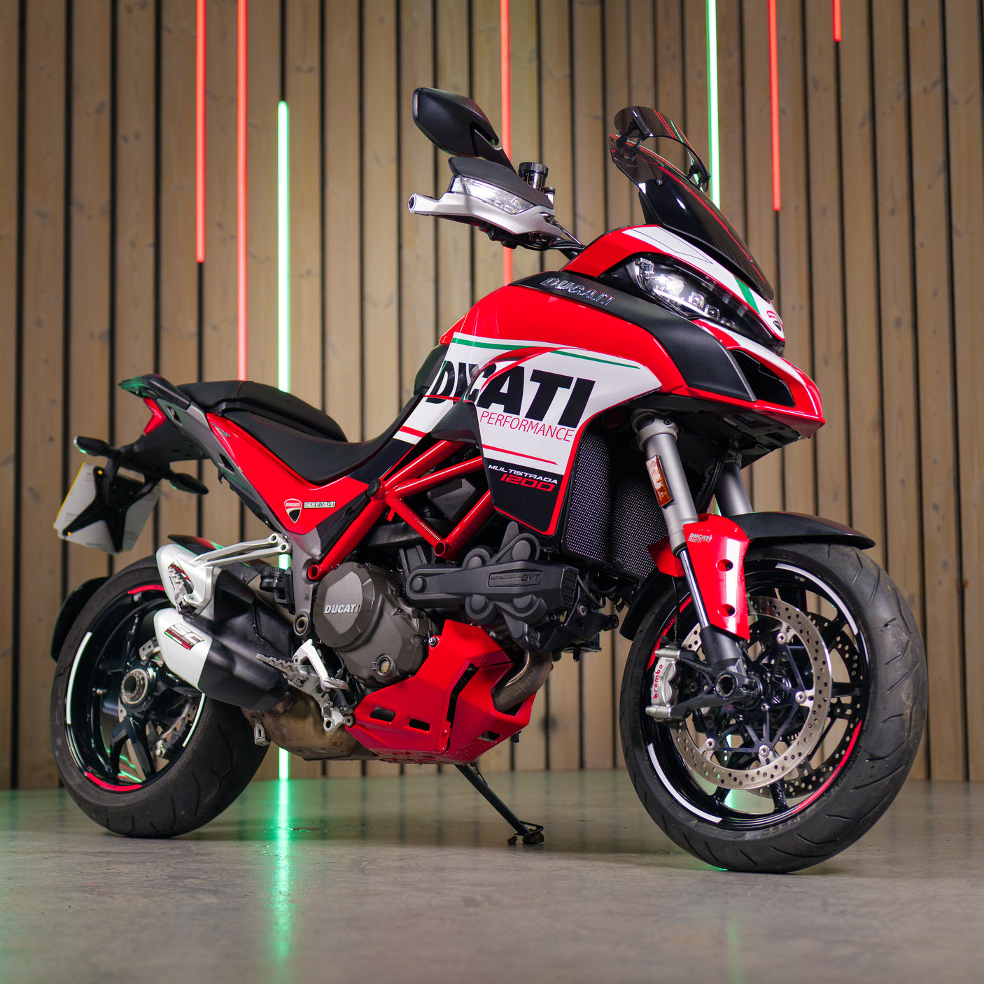 Ducati Multistrada 1200s