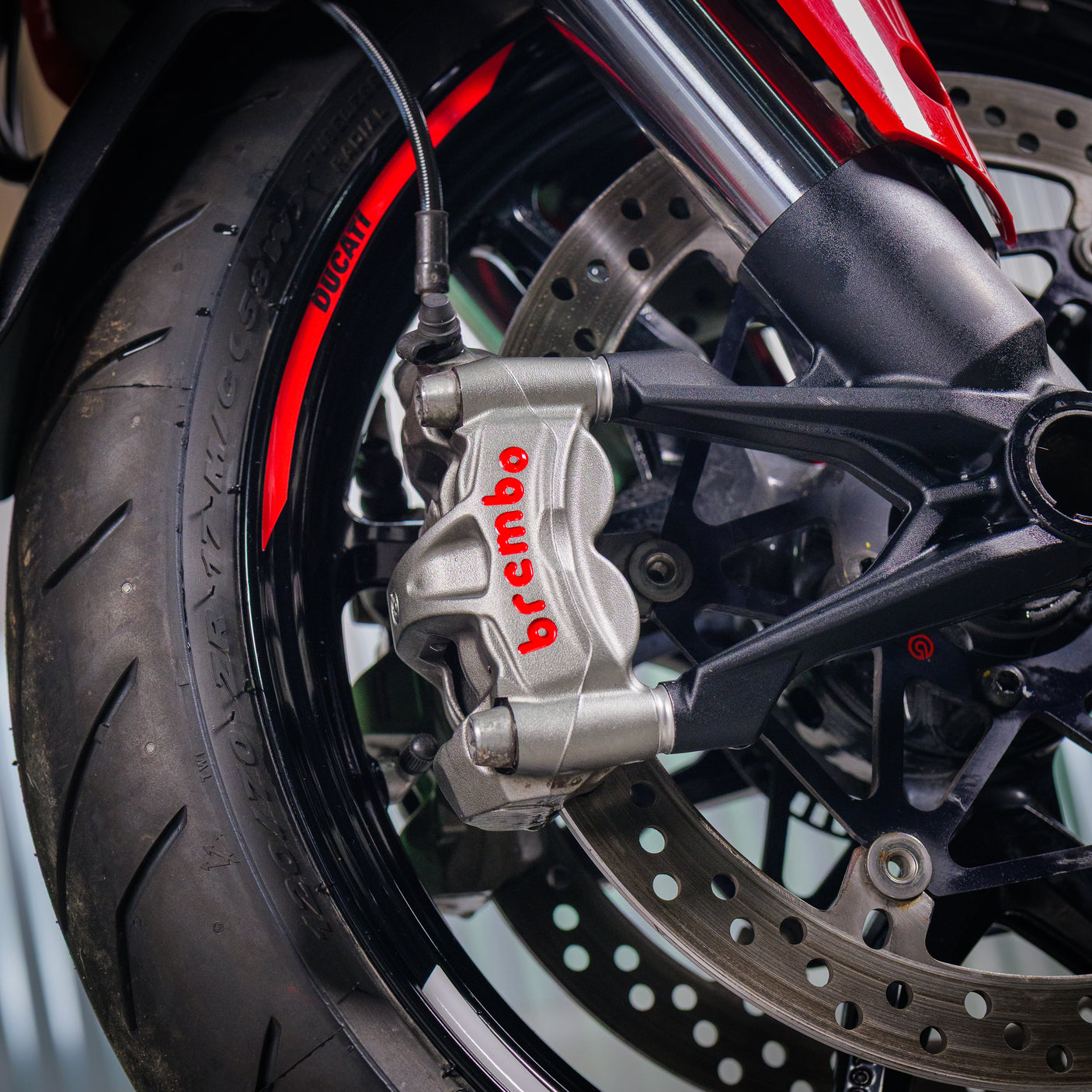 Ducati Multistrada 1200s