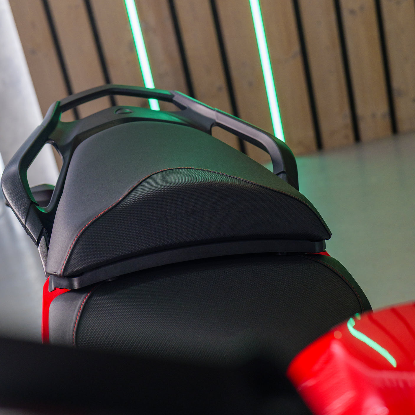 Ducati Multistrada 1200s