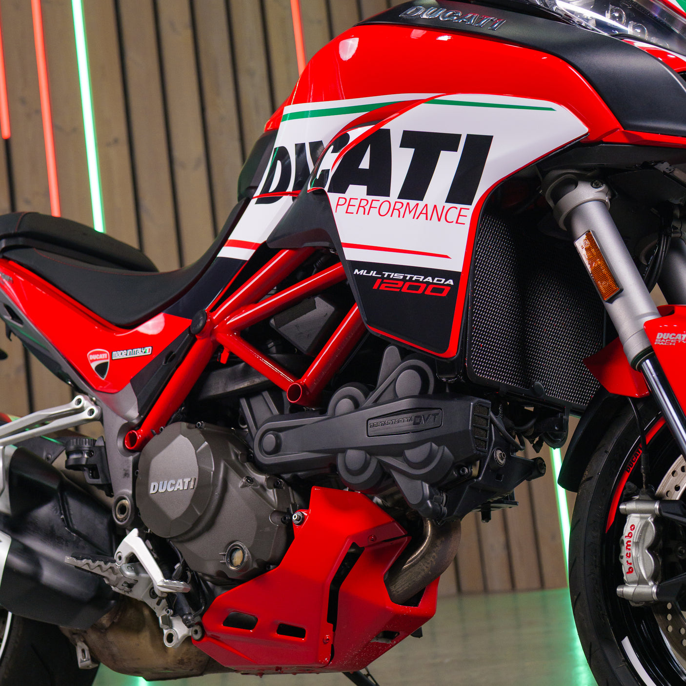 Ducati Multistrada 1200s