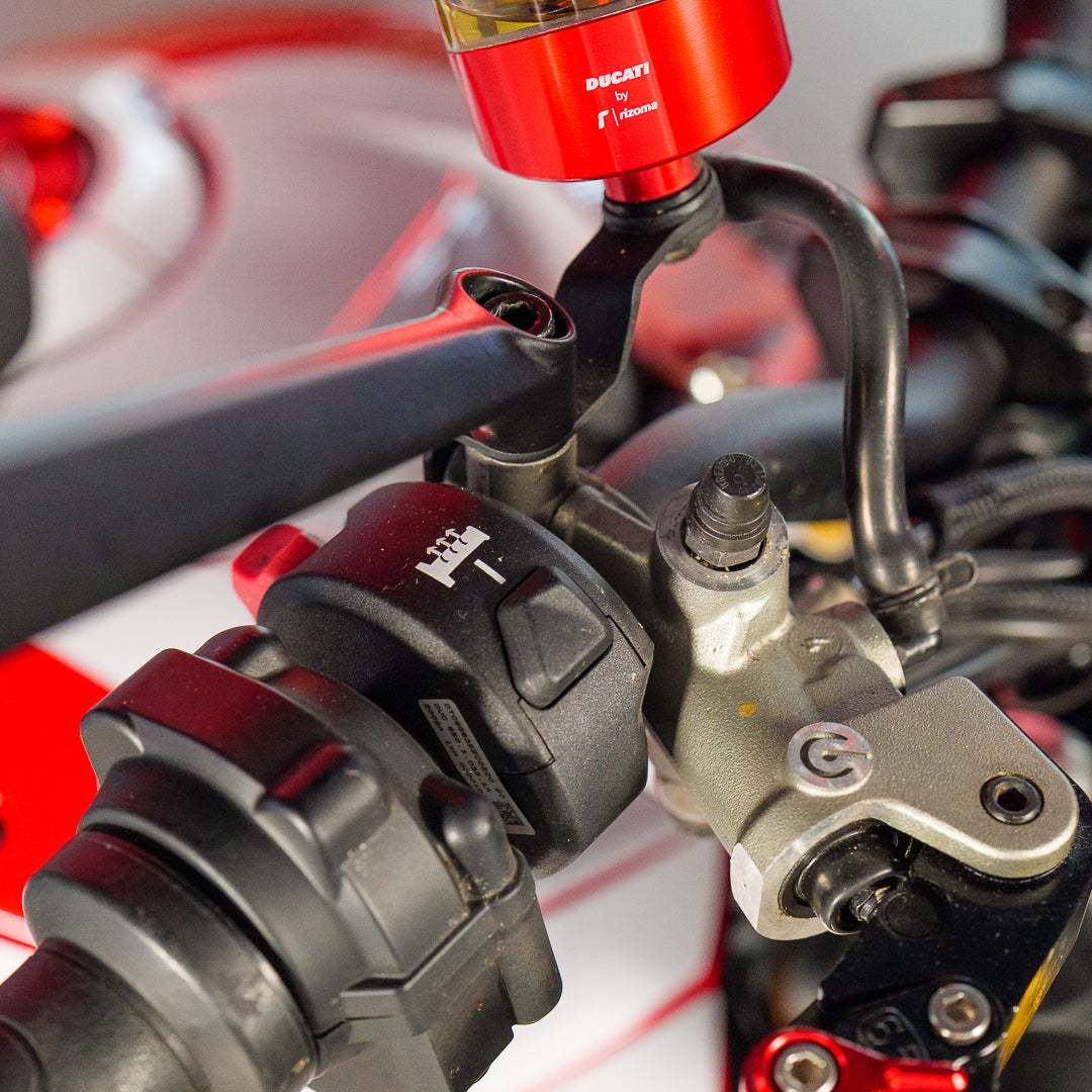 Ducati Streetfighter V4S