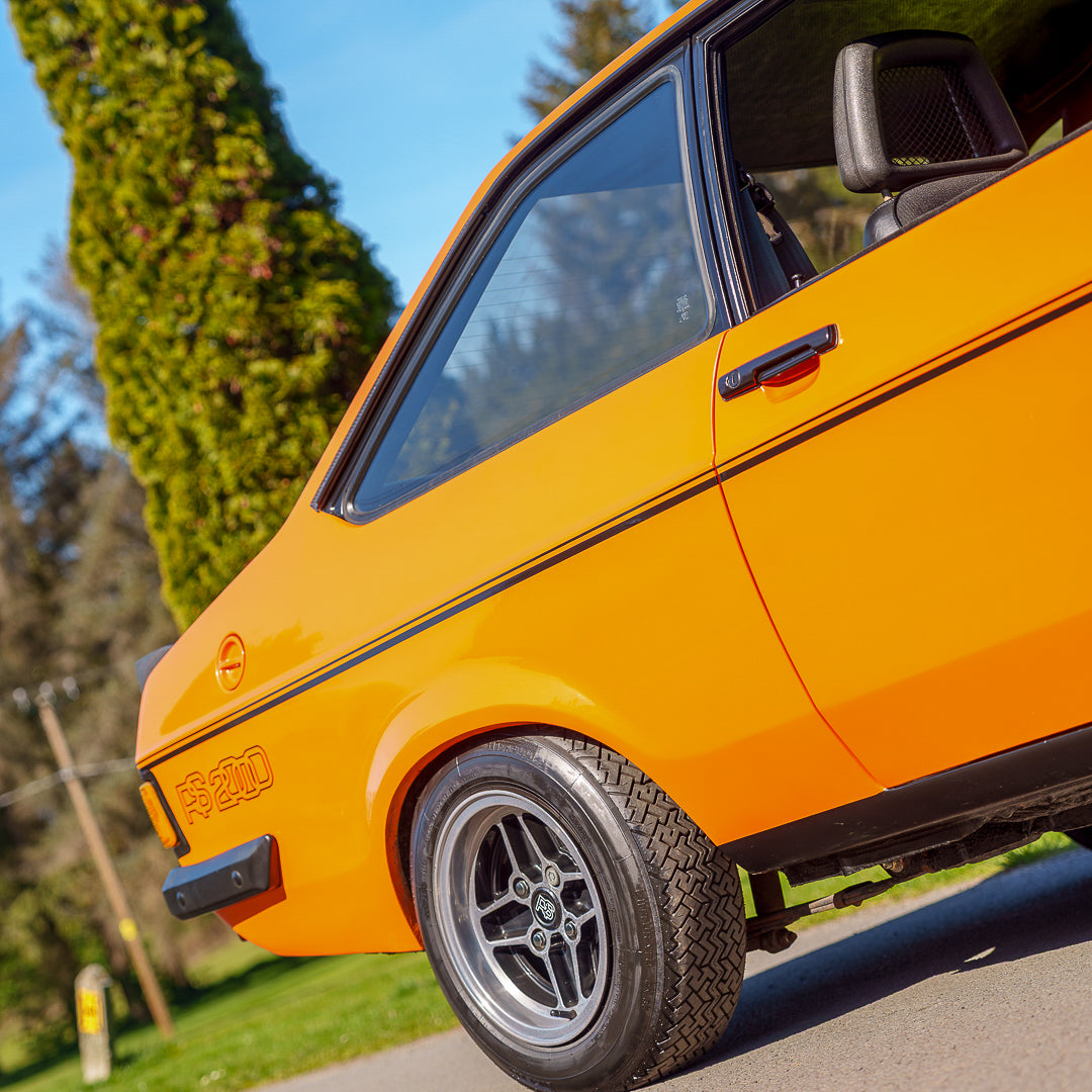 FORD ESCORT RS2000
