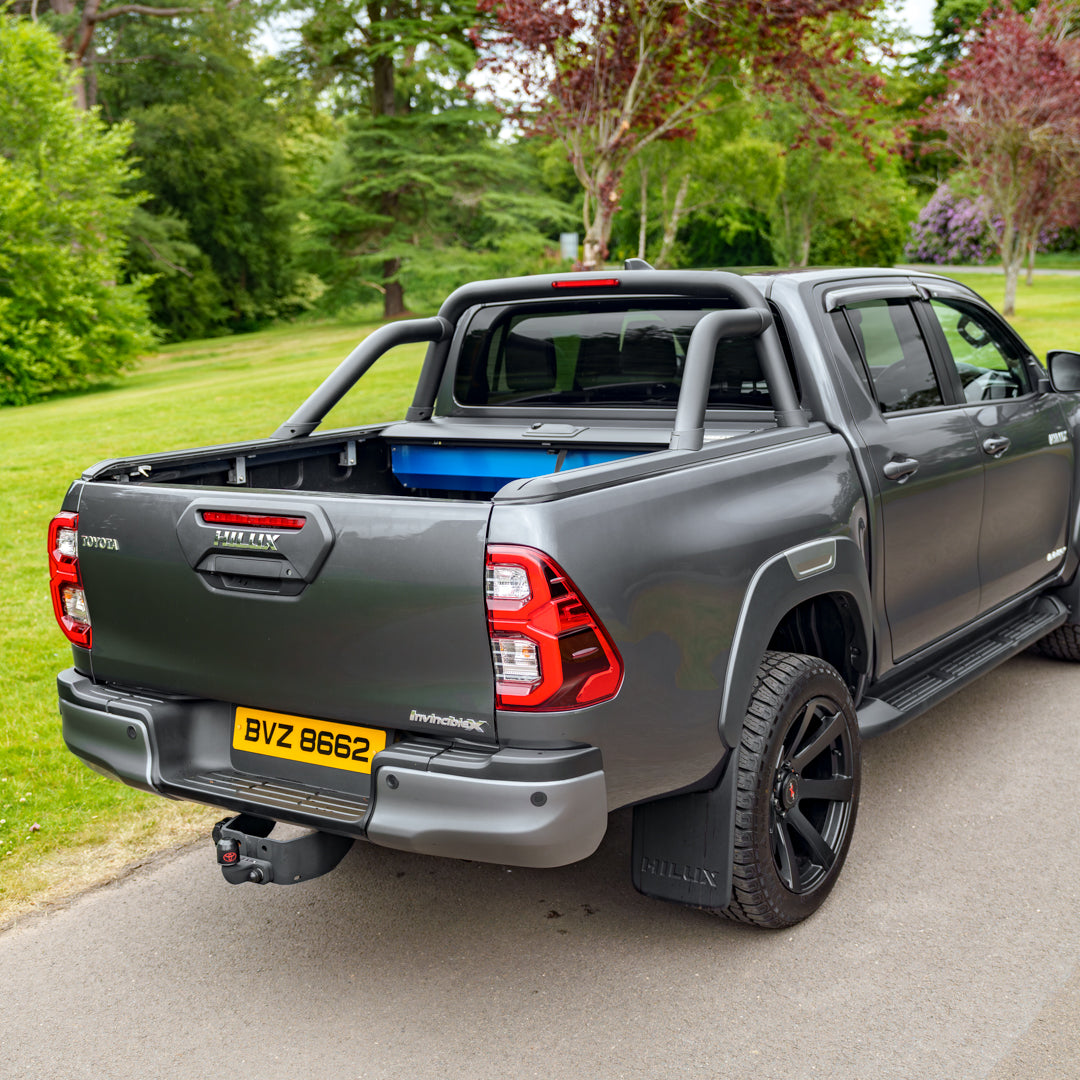 2025 Toyota Hilux Invincible X