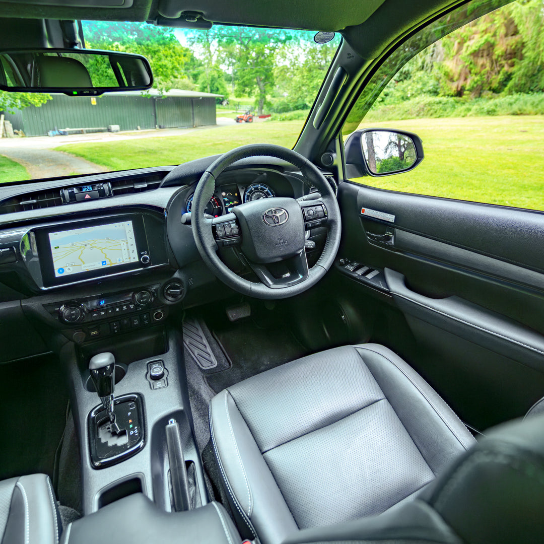 2025 Toyota Hilux Invincible X