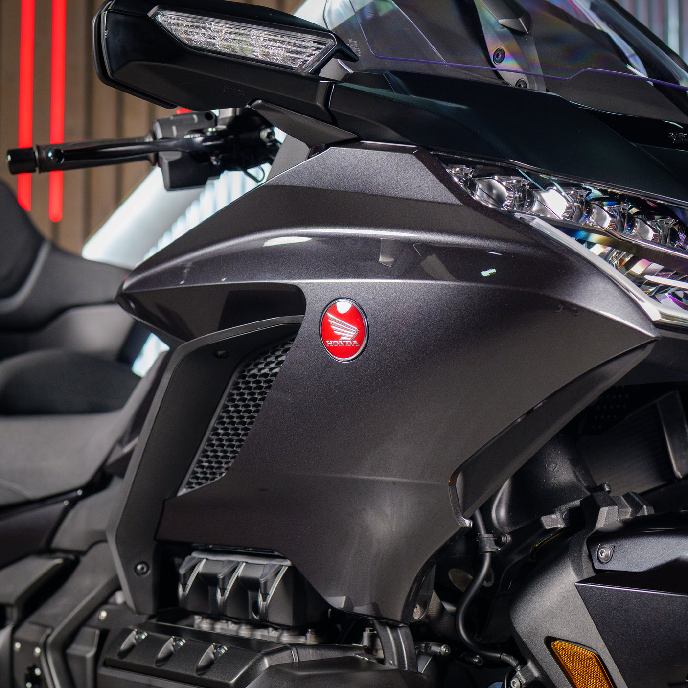 Honda Goldwing GL1800 + £2k