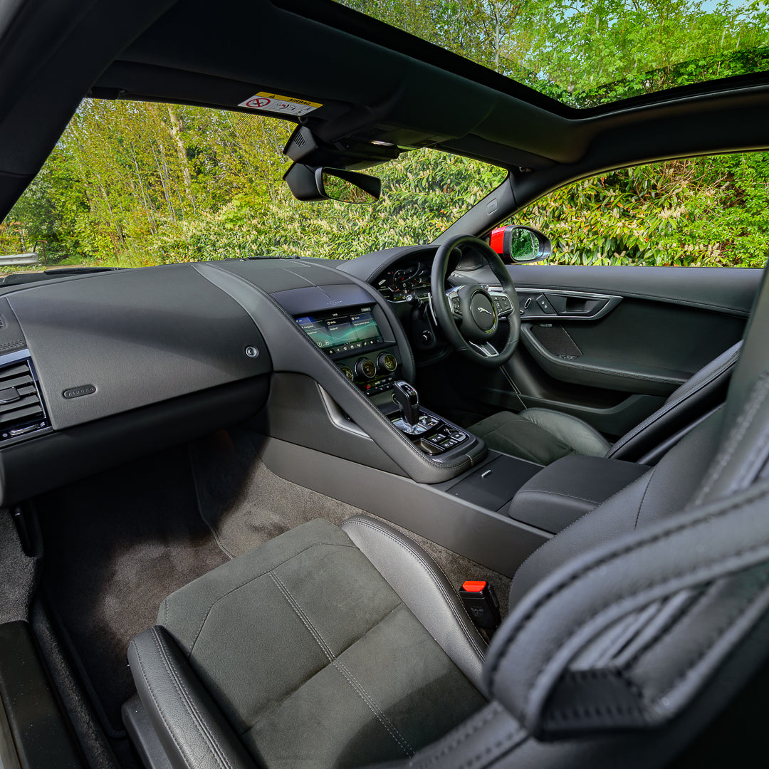 2024 Automatic Jaguar F type R-DYNAMIC