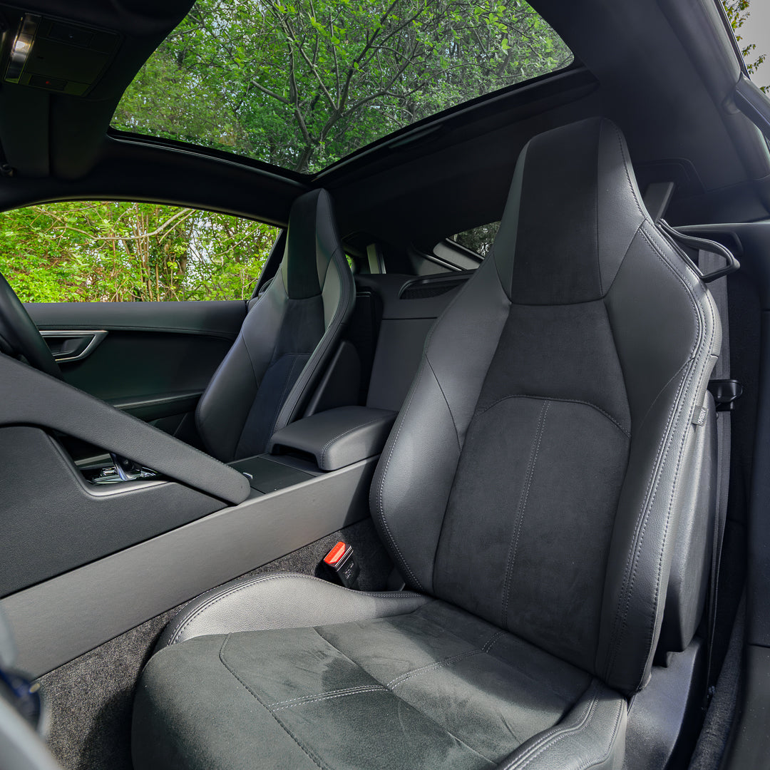 2024 Automatic Jaguar F type R-DYNAMIC