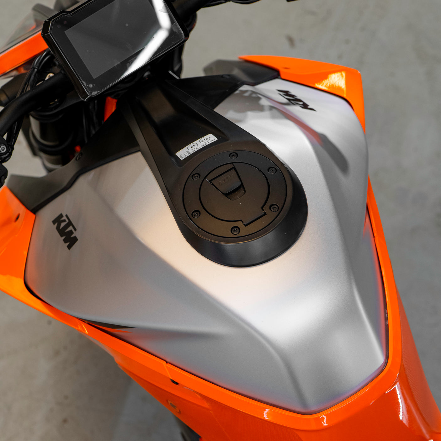 2022 KTM 1290 Superduke R