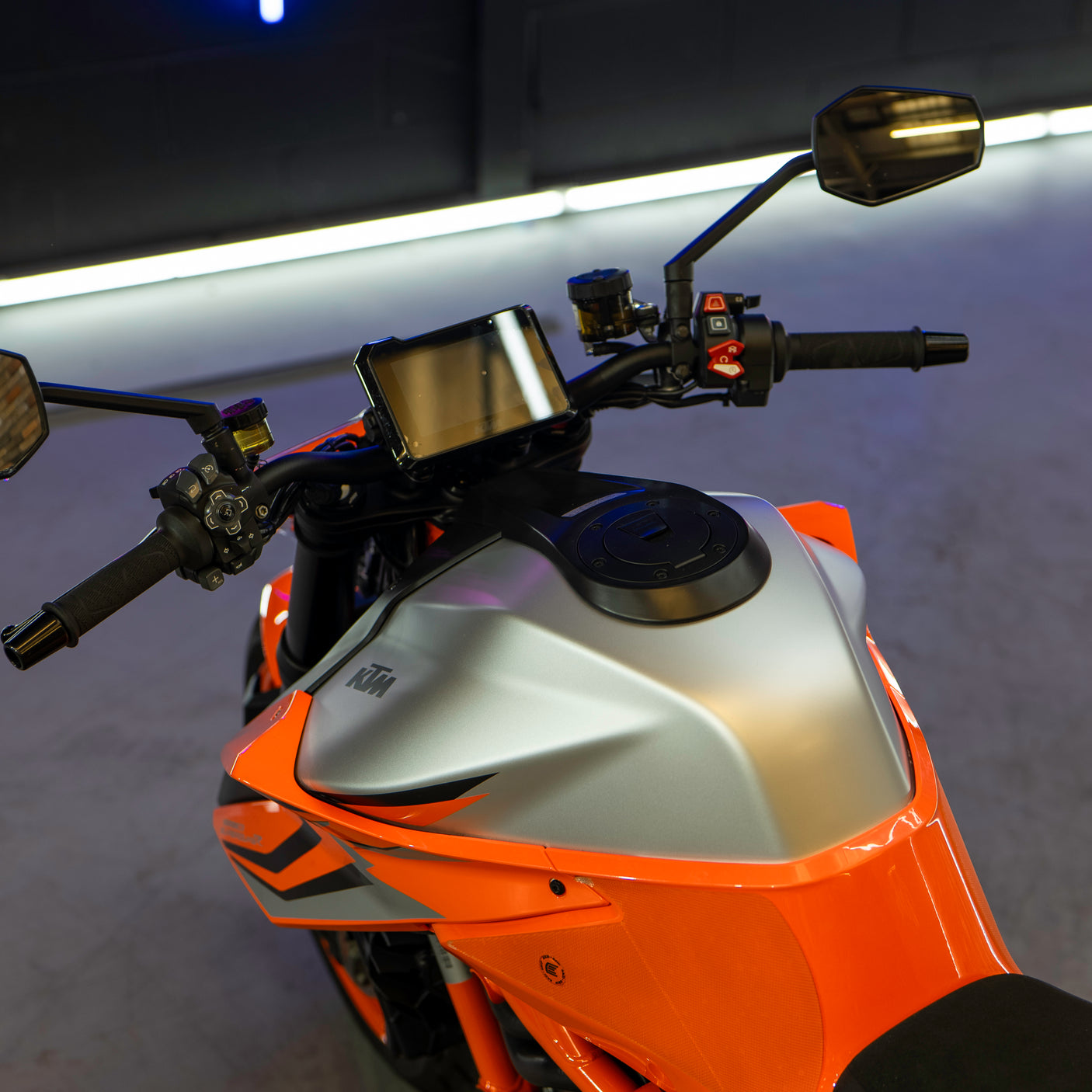 2022 KTM 1290 Superduke R