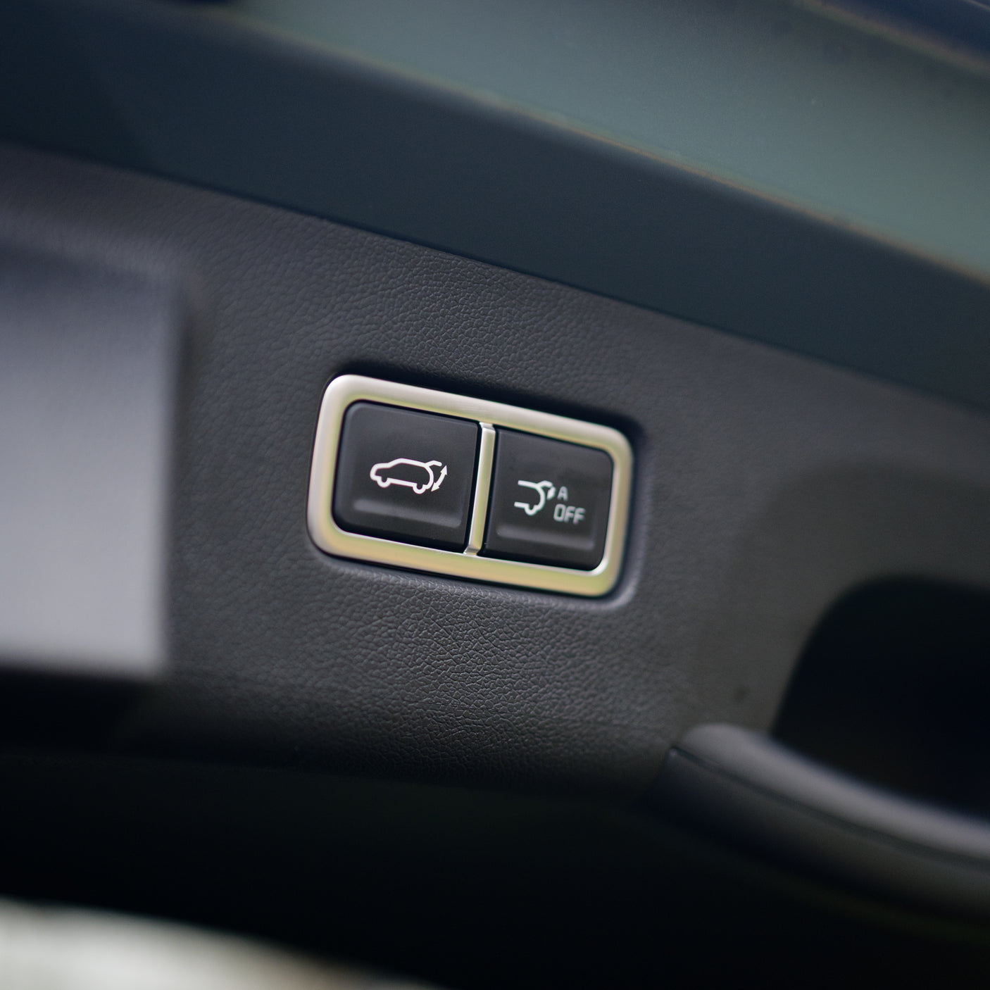 BRAND NEW Automatic 7 seat Kia Sorento 4