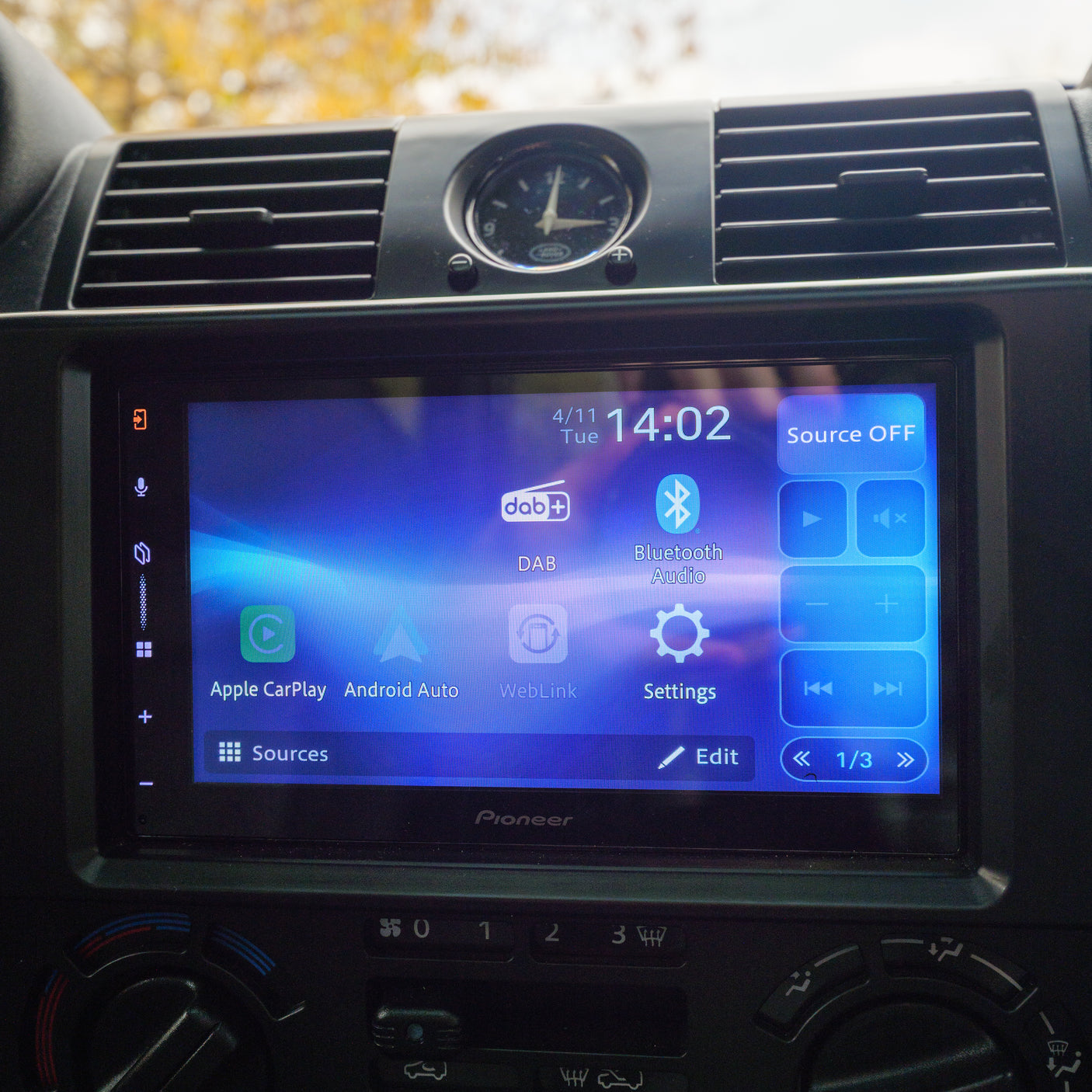 Immaculate 2015 Land Rover Defender XS