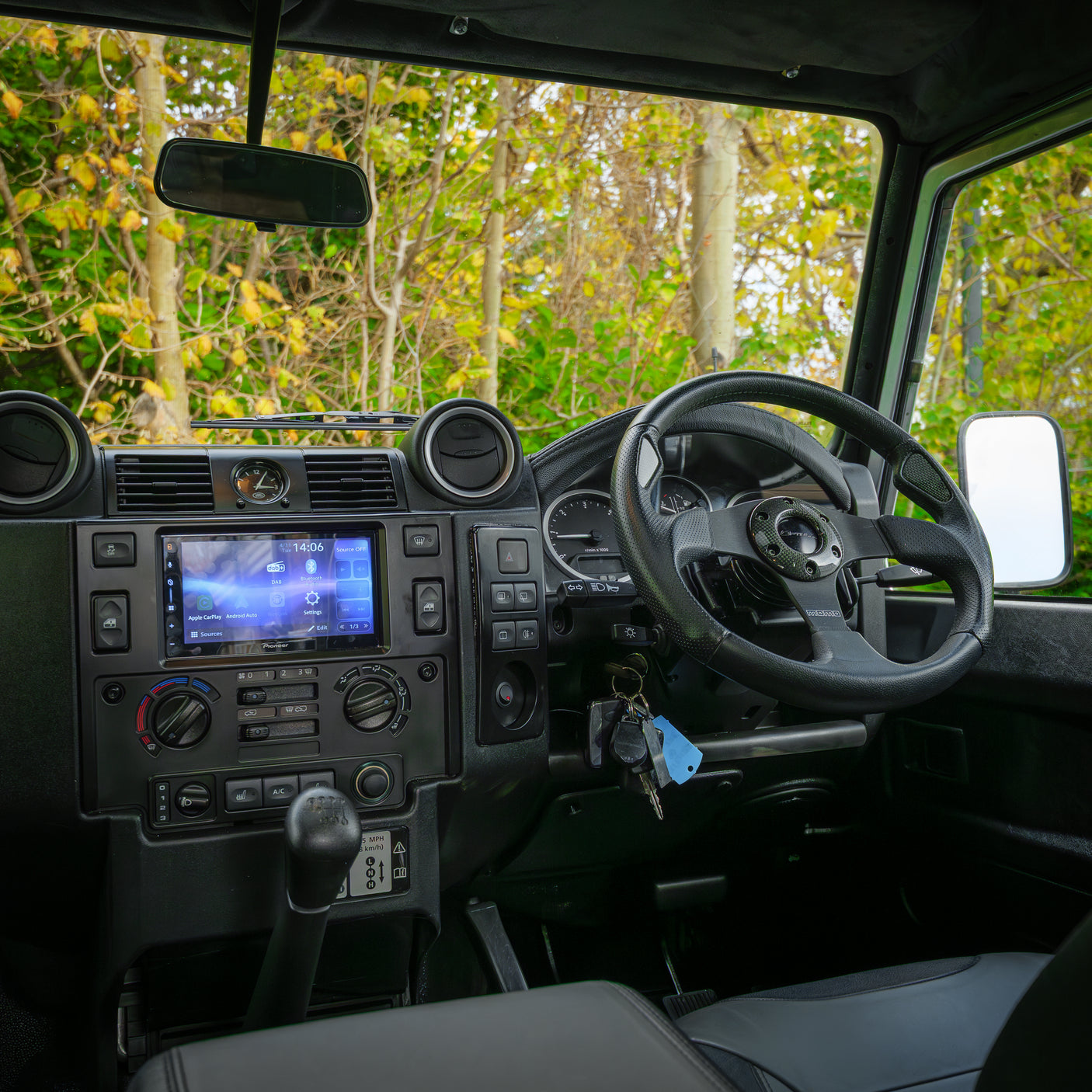 Immaculate 2015 Land Rover Defender XS