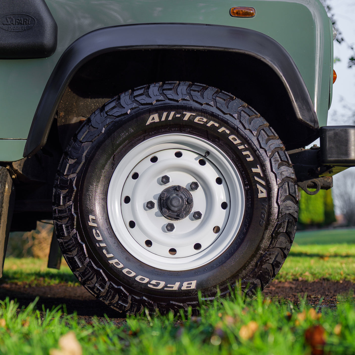 Lisa - Custom Land Rover Defender Campervan