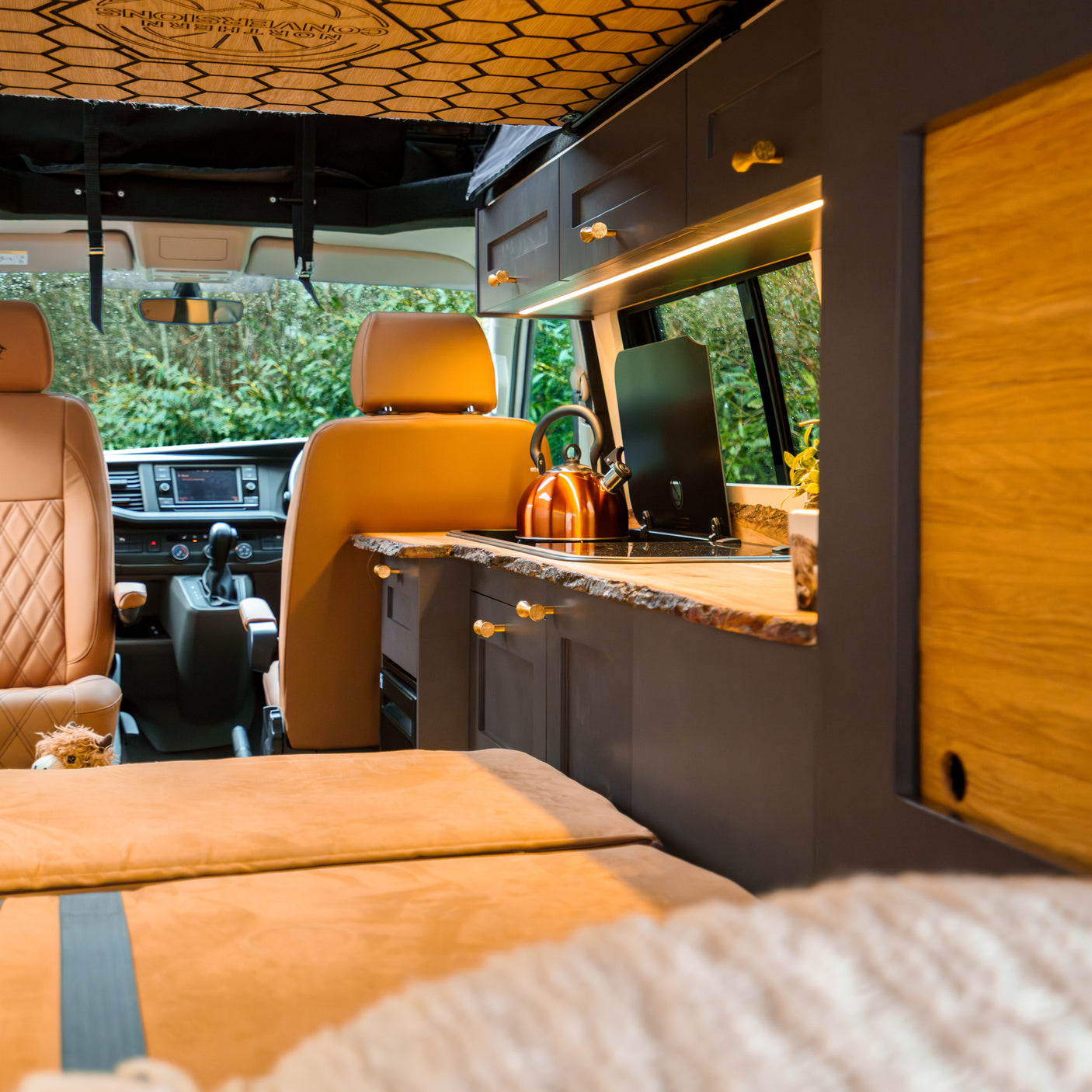 Natalie: Automatic 4 berth Campervan