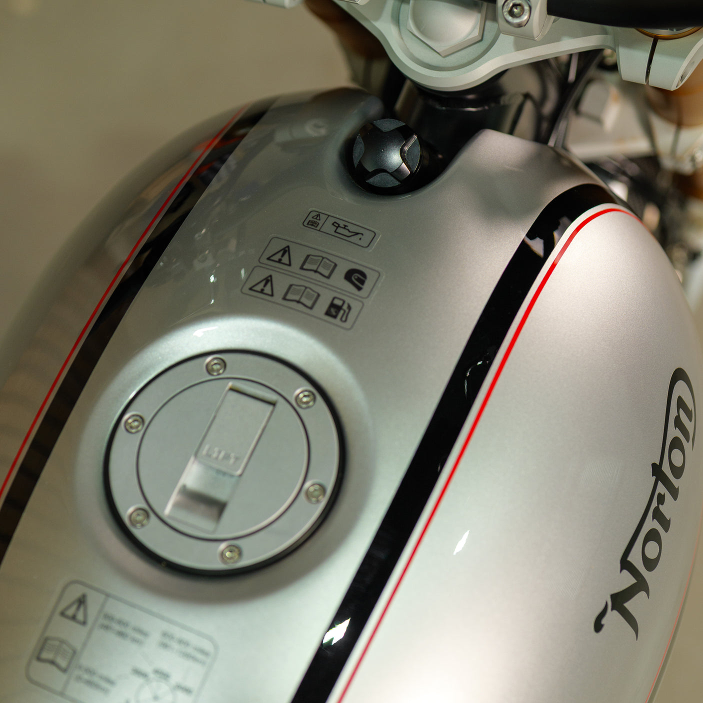 Stunning 2025 Norton Commando 961 SF