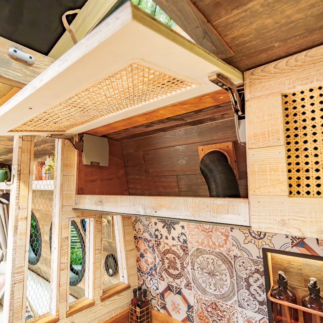 Isabella - Automatic Off Grid Luxury 4 berth Campervan