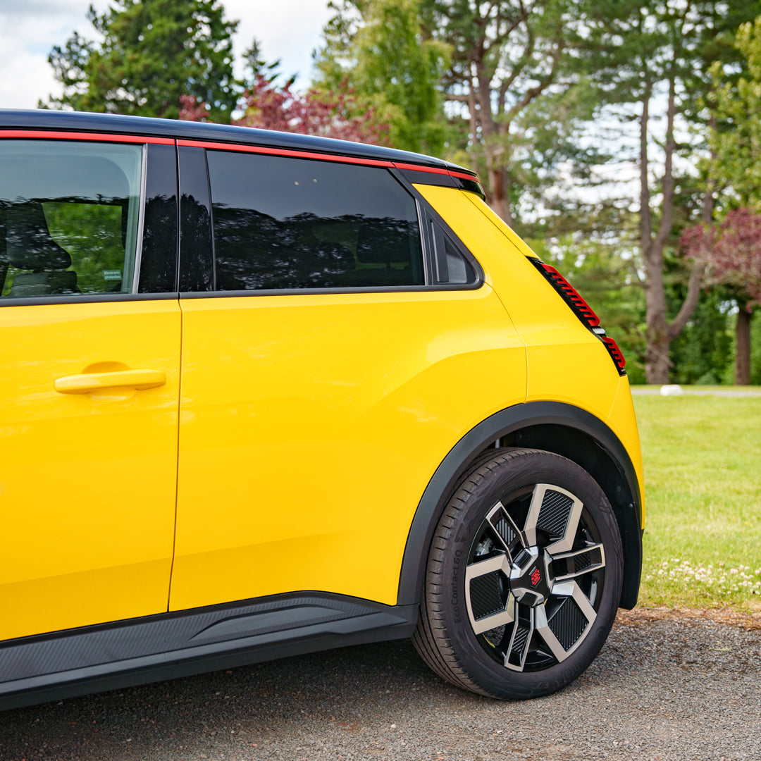 2025 Renault 5 E-Tech Techno