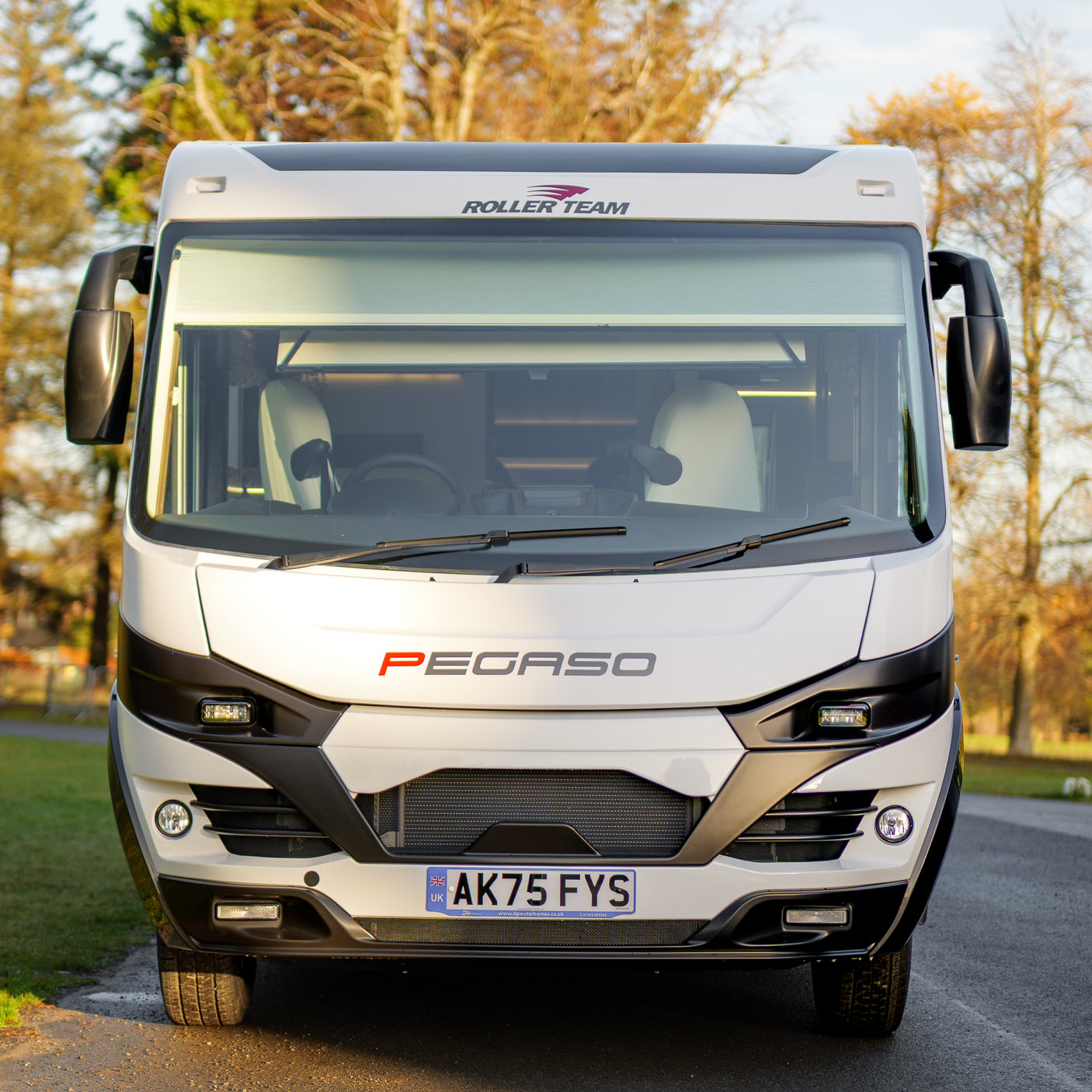 BRAND NEW: 4 berth Automatic Roller Team Pegaso 750