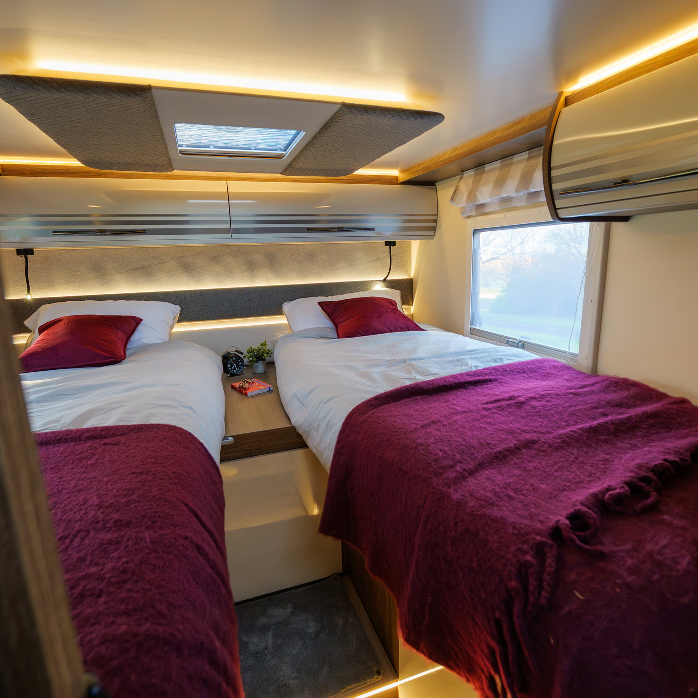 BRAND NEW: 4 berth Automatic Roller Team Pegaso 750