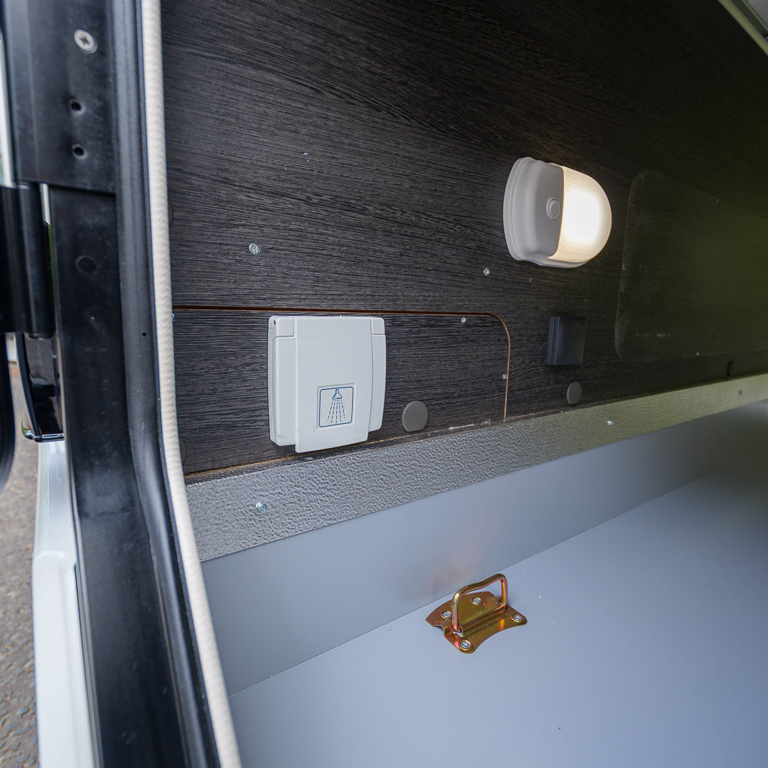 NEW AUTOMATIC Roller Team Zefiro 696 4 berth motorhome