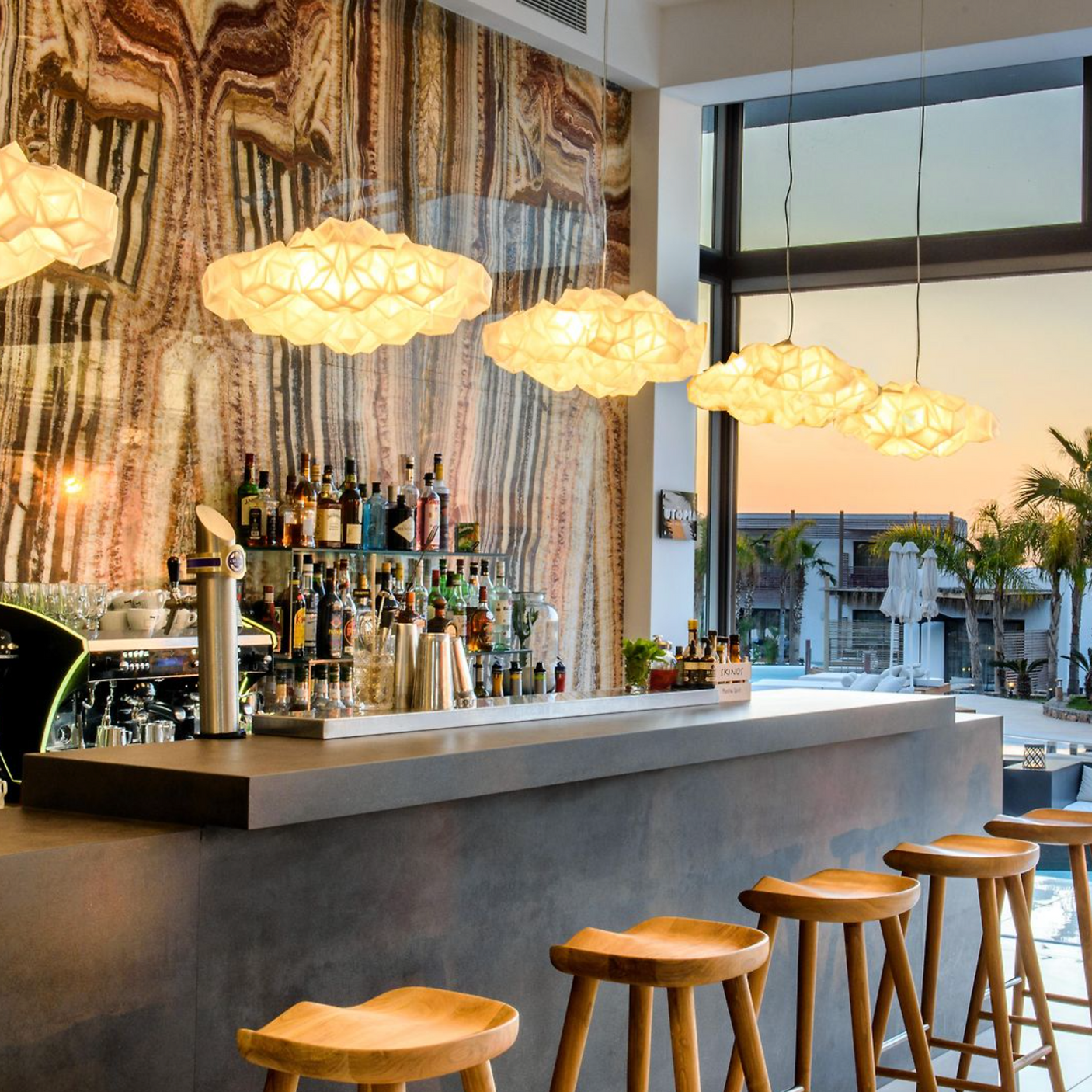 All inclusive 7 Night 5* Stella Island Stay – Overwater Bungalow + Jacuzzi