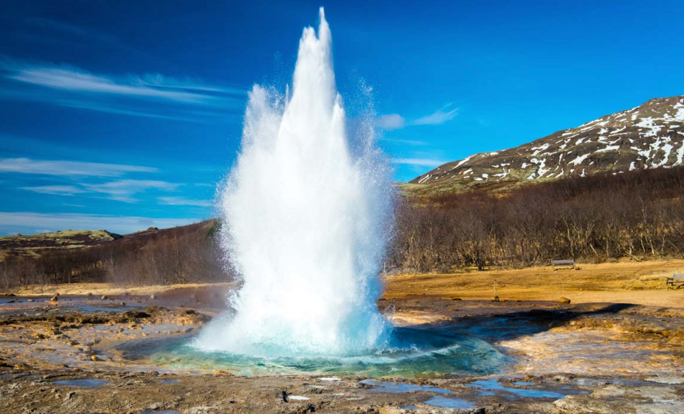 4 Night Iceland Blue Lagoon Trip for 2 + £2,000
