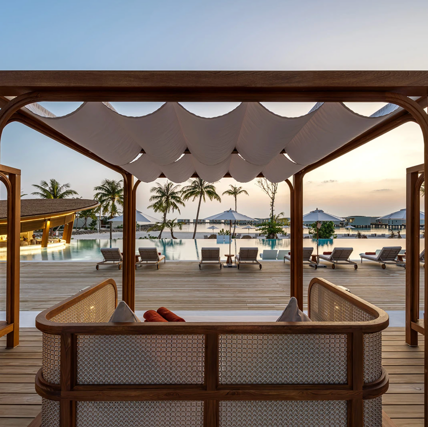 Luxury 10 night Maldives Holiday with Water Villa for 2