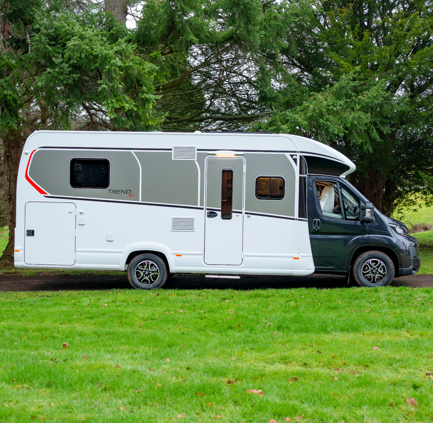 BRAND NEW: 2026 4 berth Automatic Dethleffs Trend