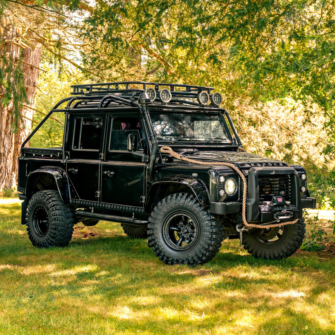 Land Rover Defender – BESPOKE Spectre Edition