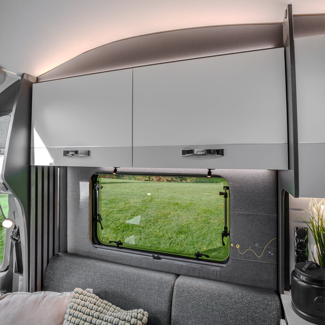 BRAND NEW Automatic 4 berth Swift Trekker 584