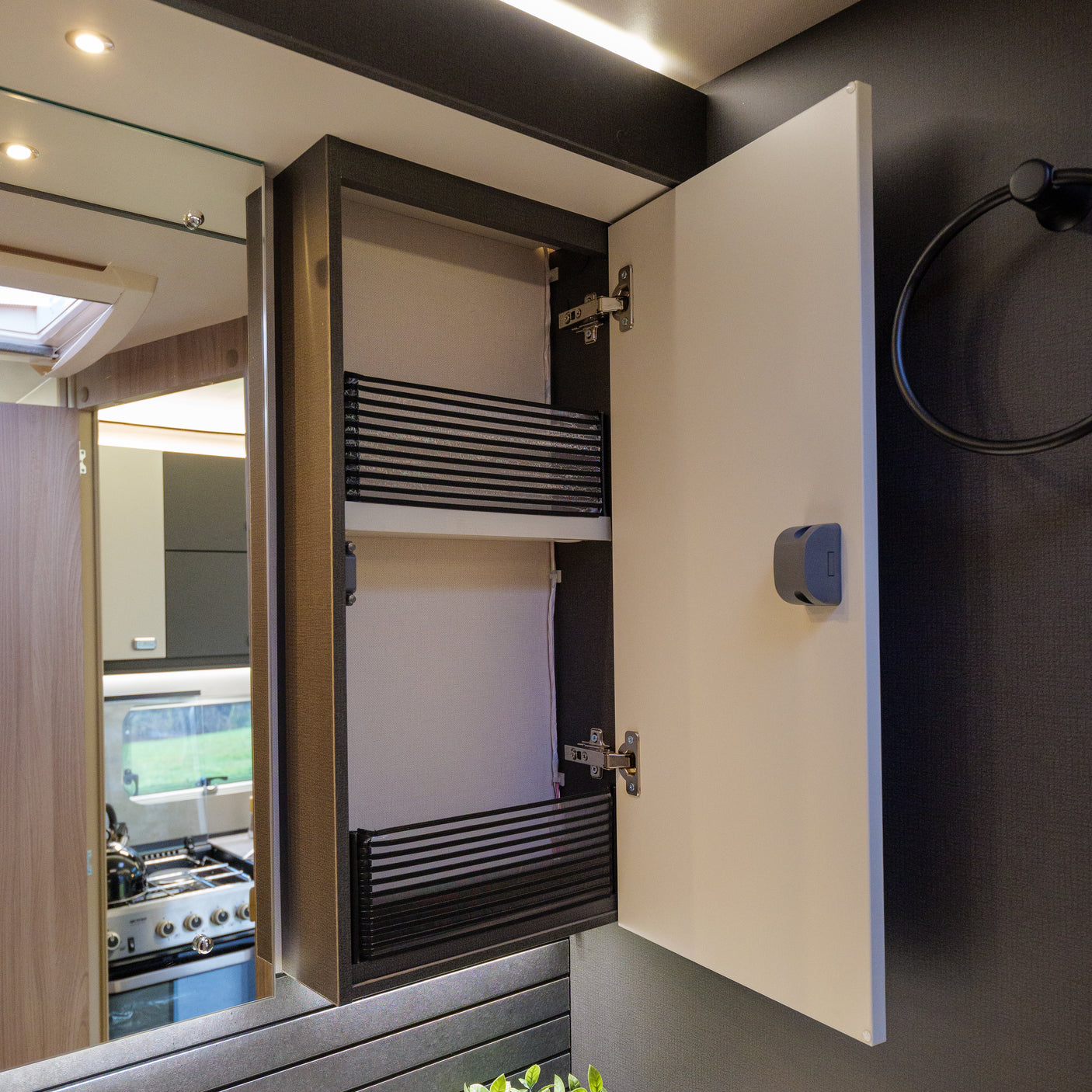 BRAND NEW: 4 berth Swift Voyager 594