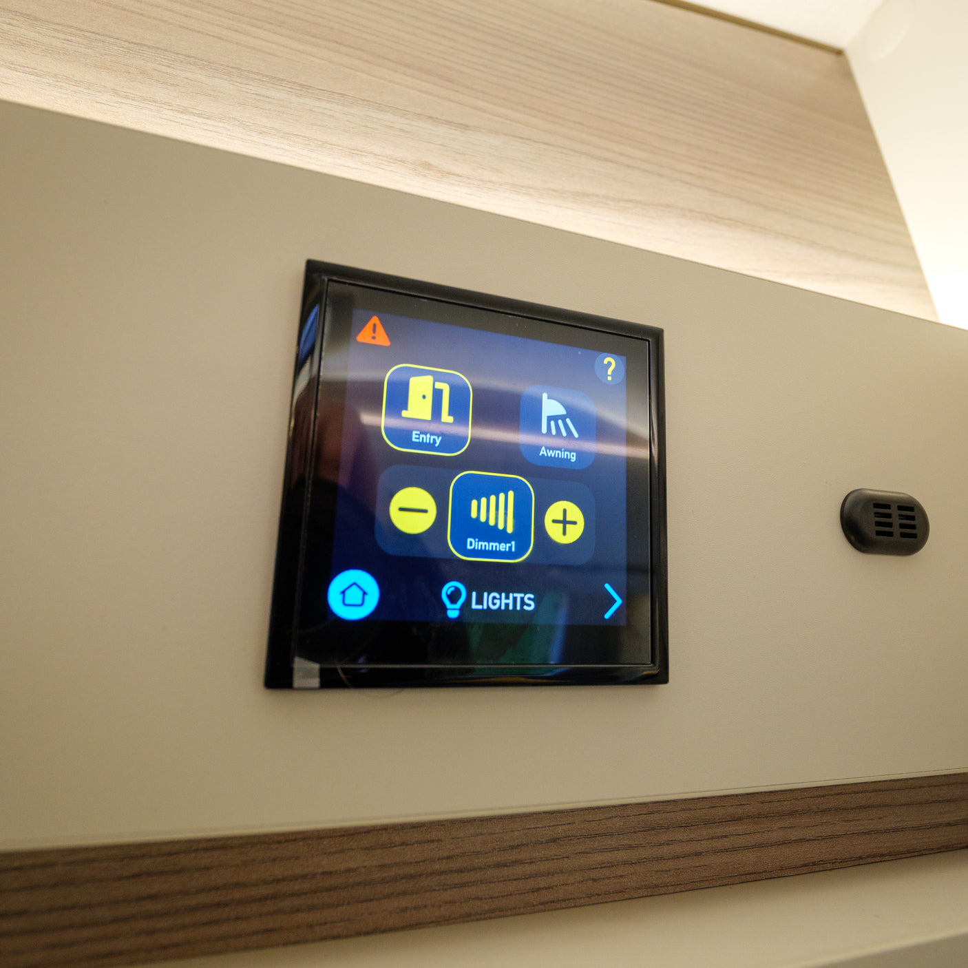 BRAND NEW: 4 berth Swift Voyager 594