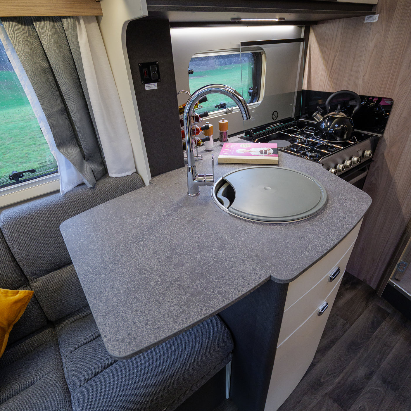BRAND NEW: 4 berth Swift Voyager 594