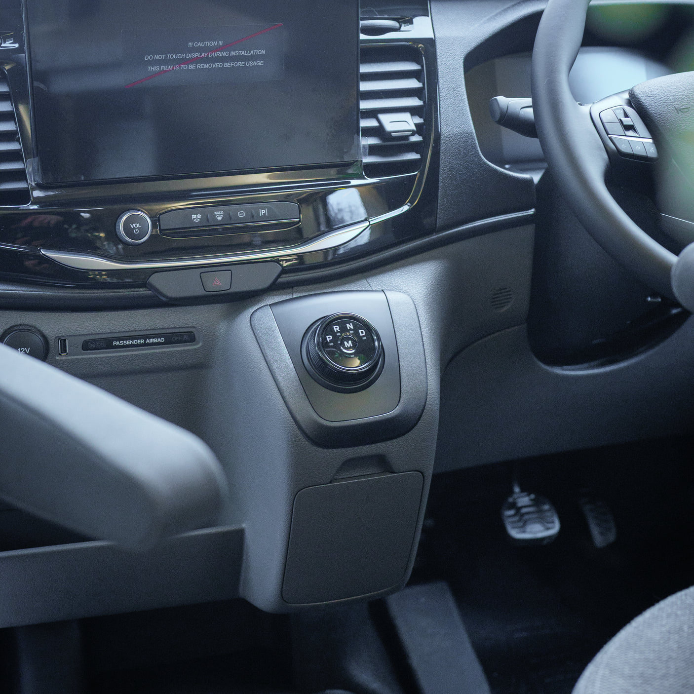 BRAND NEW: 4 berth Swift Voyager 594