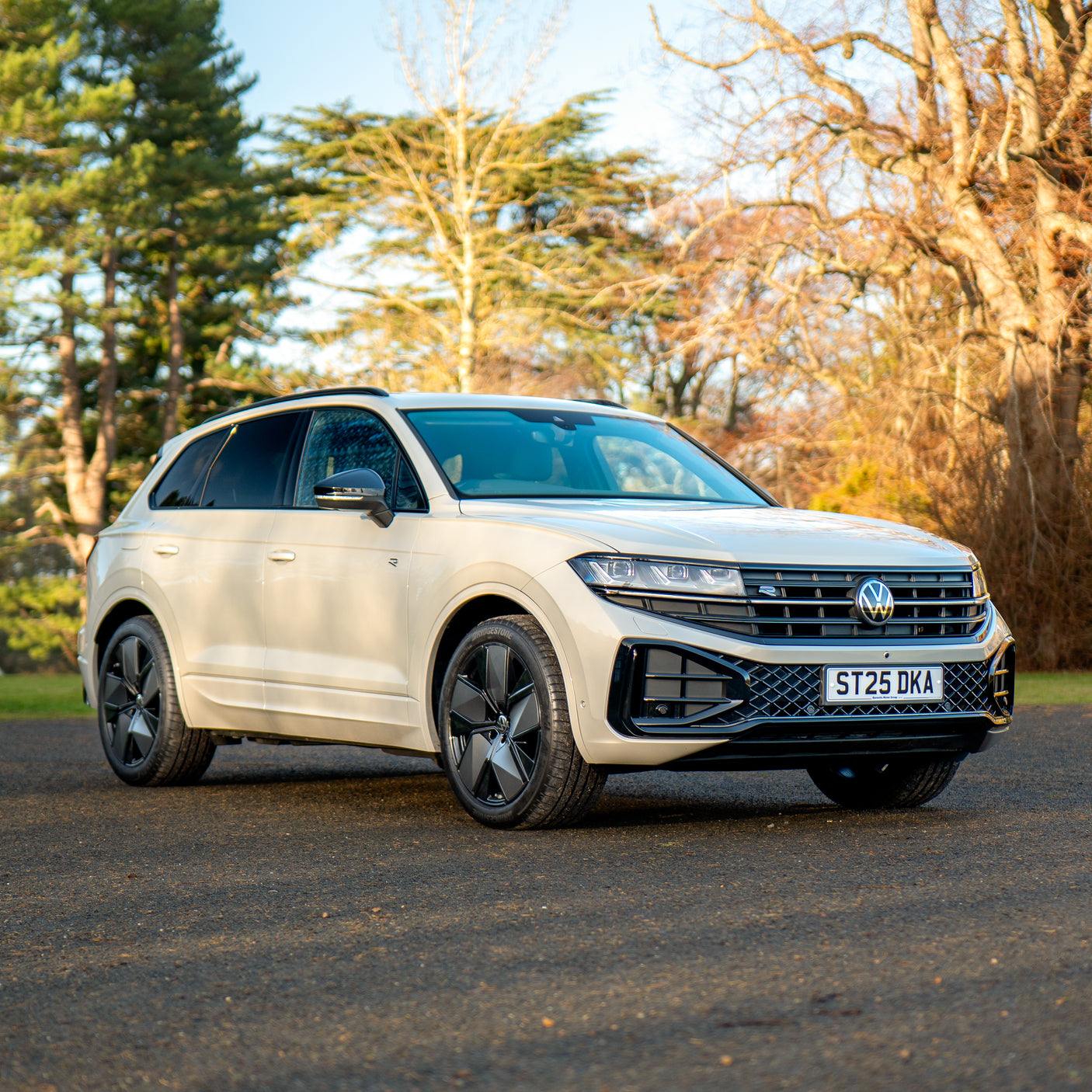 2025 VW Touareg Black Edition