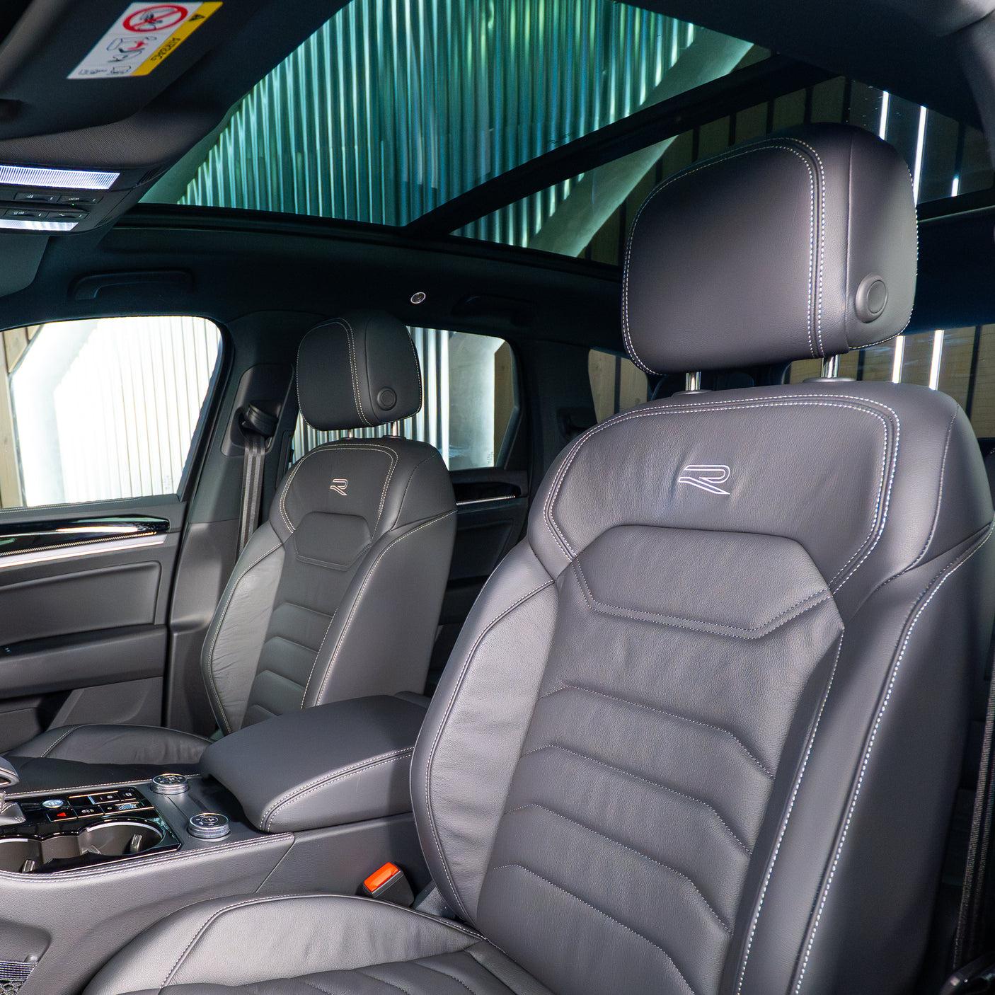 2025 VW Touareg Black Edition