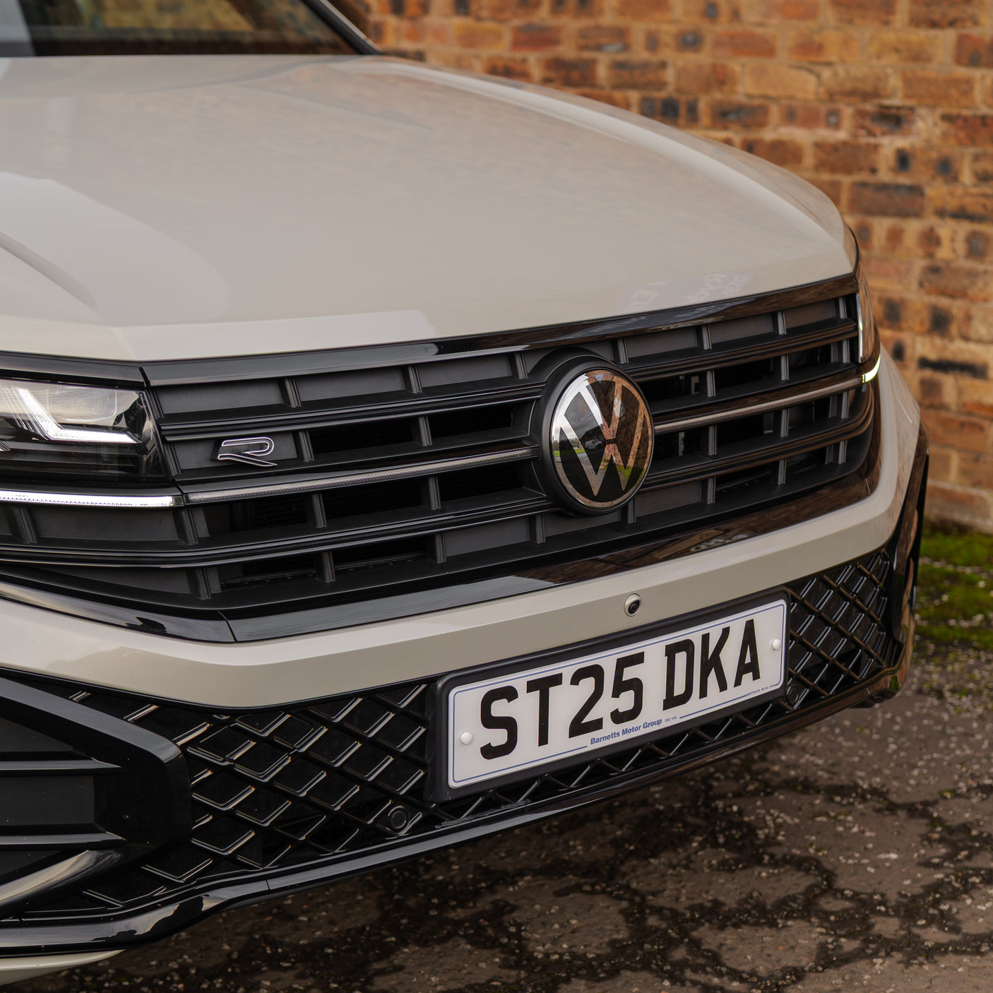 2025 VW Touareg Black Edition